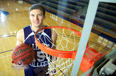 Jacob Tucker up in front of basketball backboard - photo by WarmowskiPhotography.com