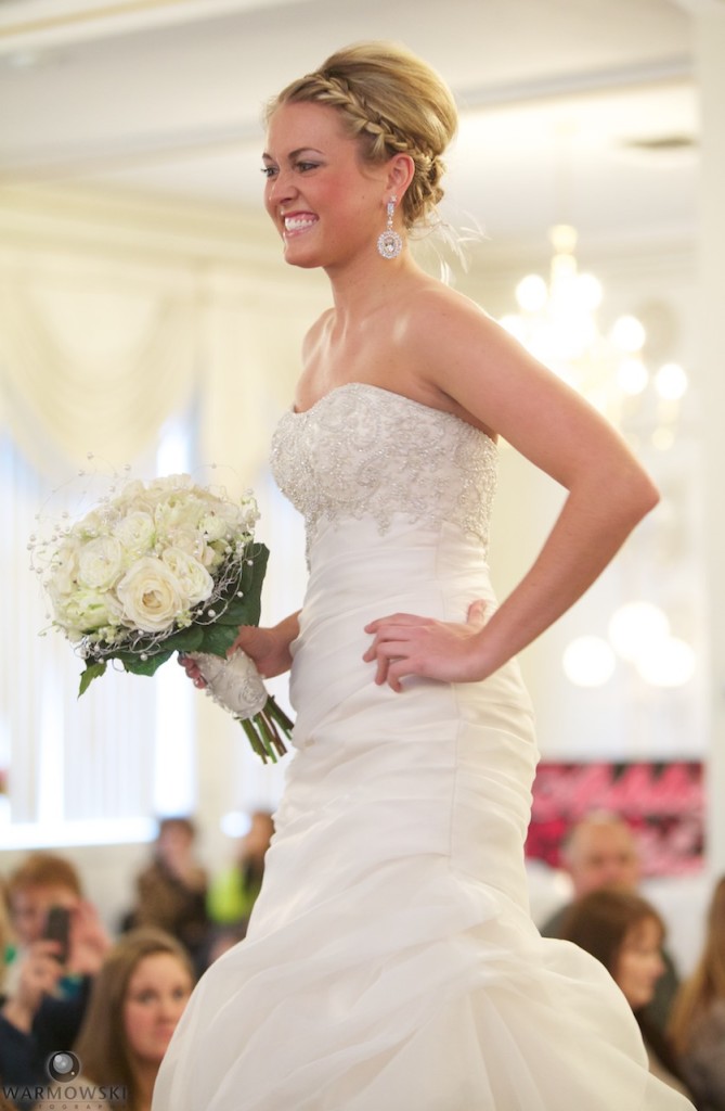 Girls in White Satin at the Jacksonville Bridal Expo. See link above for more photos.