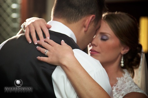 First dance, Amanda & Nick wedding at the Jacksonville Country Club. Photo by Steve & Tiffany of Warmowski Photography.