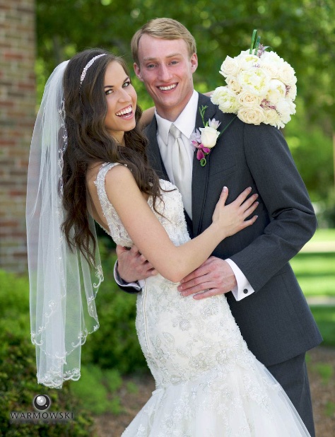 Outdoor portraits, Alissa & Brandon's wedding at at Our Saviour Catholic Church, Jacksonville. Wedding photography by Tiffany & Steve Warmowski.