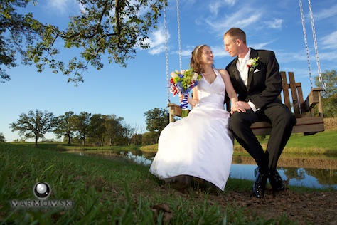 Kelly & Mark at Buena Vista Farms. Photo by Steve & Tiffany Warmowski 