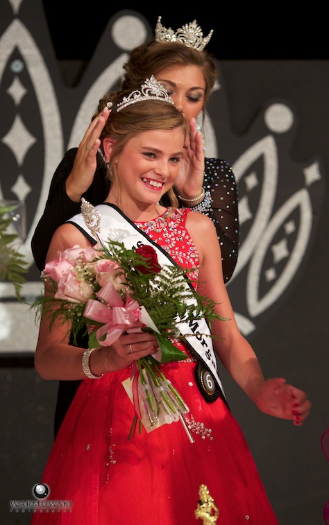 Crowning of 2016 Morgan County Fair Junior Miss Kaylee Ford.